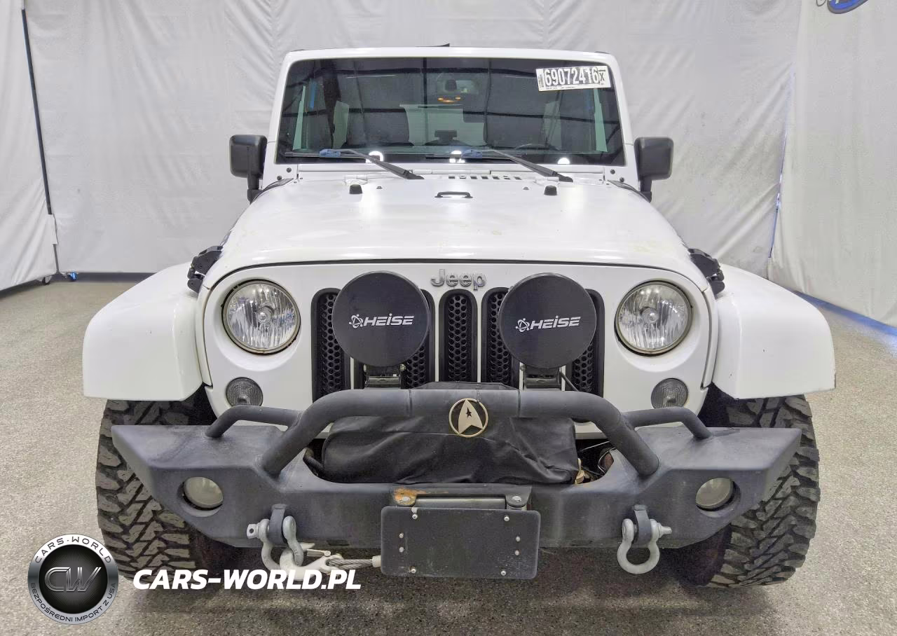 2016 Jeep Wrangler Unlimited Sport VIN:1C4BJWDG6GL206951 - 5