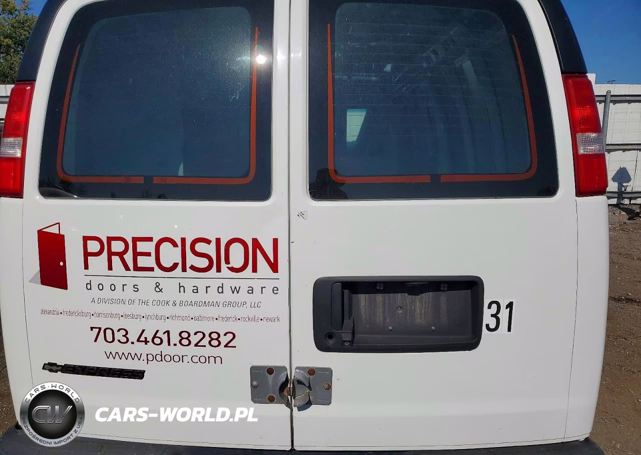 2019 Chevrolet Express G2500 VIN:1GCWGBFG2K1251038 - 10