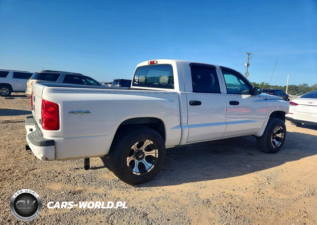 2011 Dodge Dakota Slt VIN:1D7RW3GK4BS572037 - 3