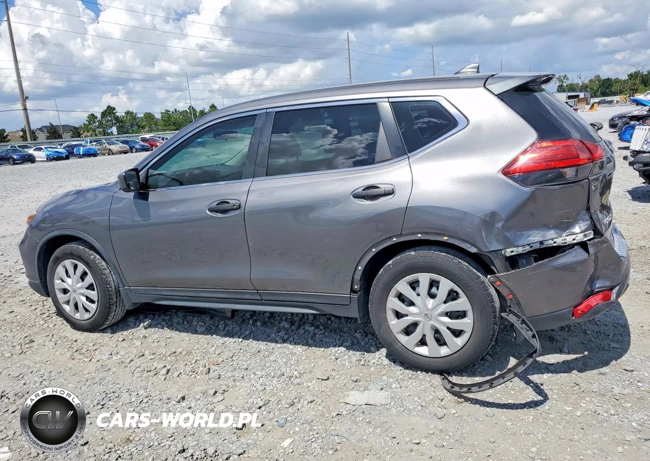 2017 Nissan Rogue S VIN:5N1AT2MT6HC775808 - 2
