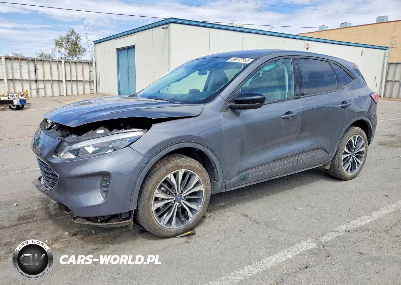 2022 Ford Escape Se