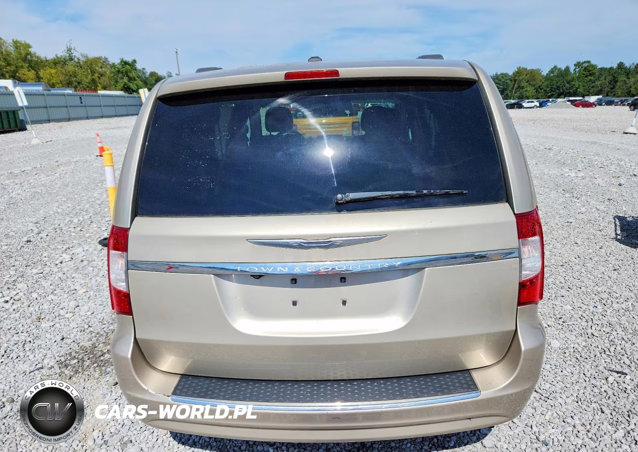 2013 Chrysler Town & Country Touring VIN:2C4RC1BG1DR588940 - 6