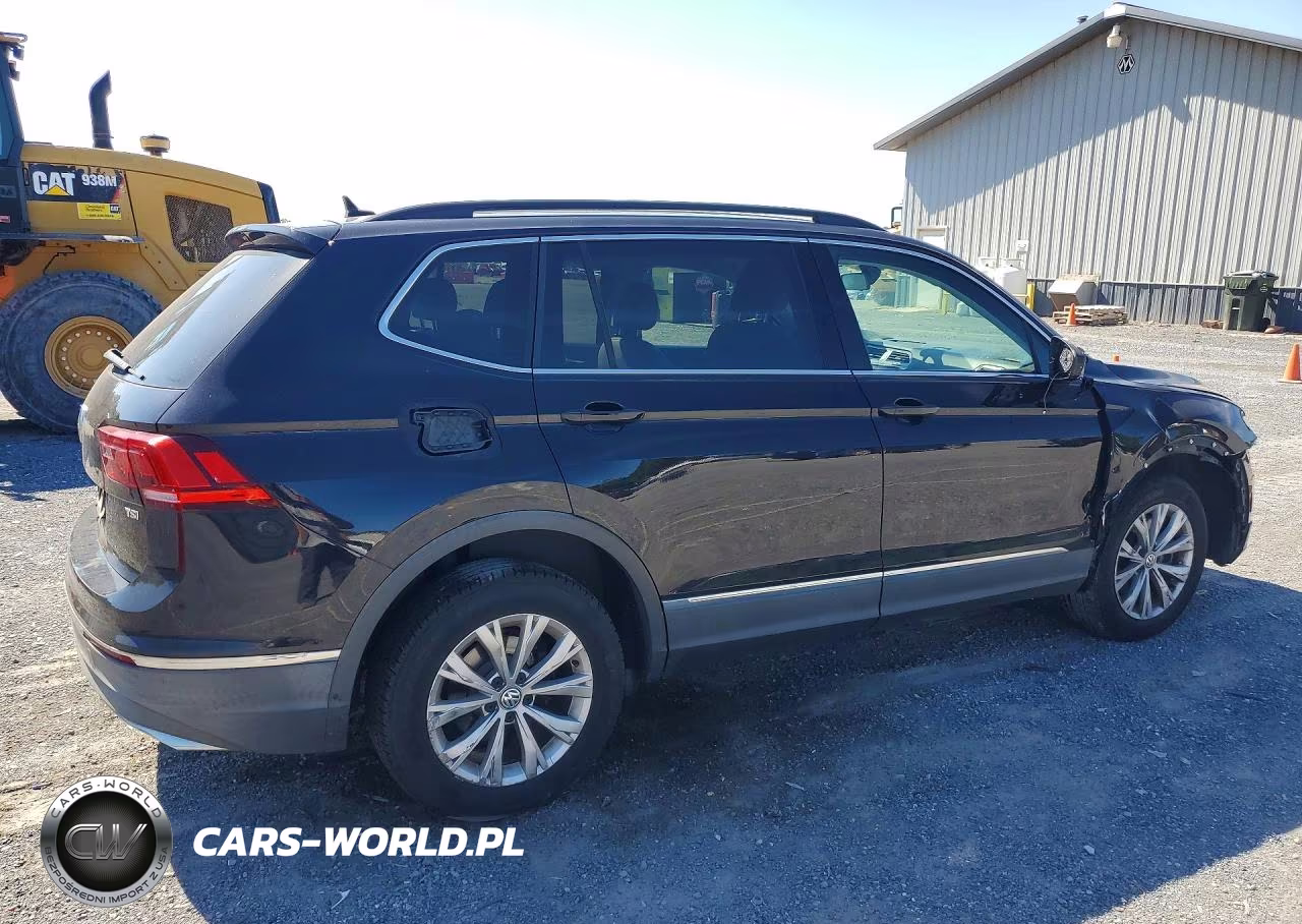 2018 Volkswagen Tiguan Se VIN:3VV3B7AX1JM041751 - 3