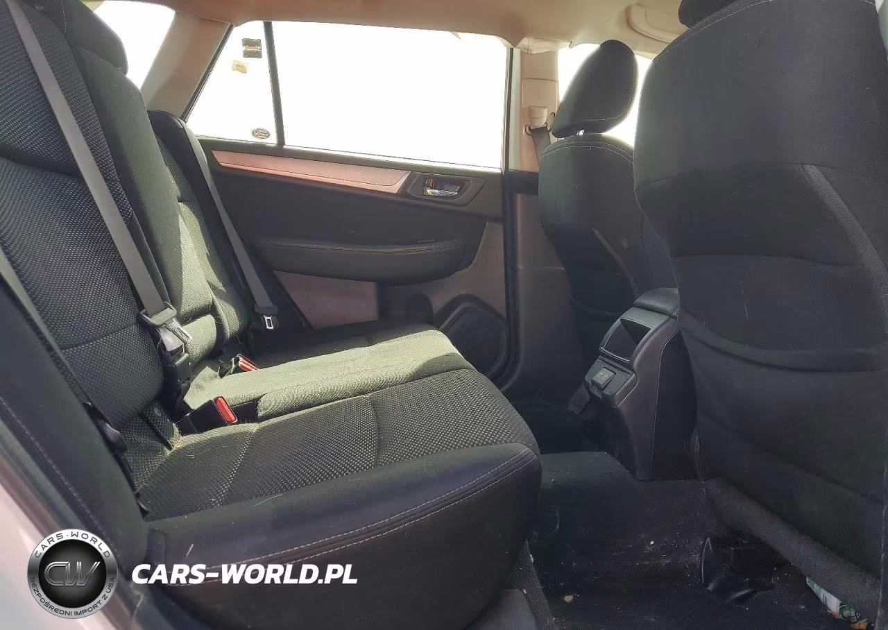 2019 Subaru Outback 2.5I Premium VIN:4S4BSAFC2K3285193 - 10