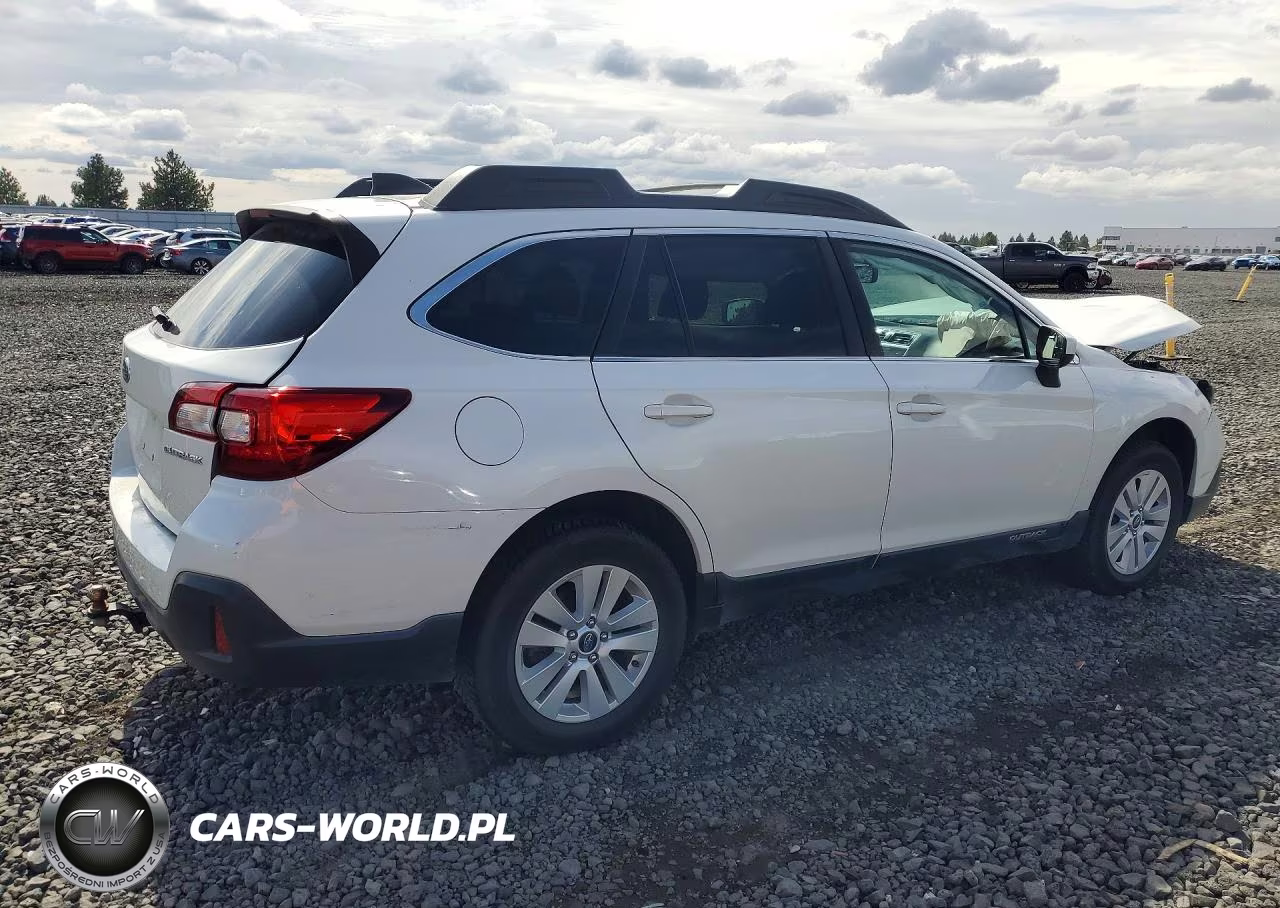 2019 Subaru Outback 2.5I Premium VIN:4S4BSAFC2K3285193 - 3