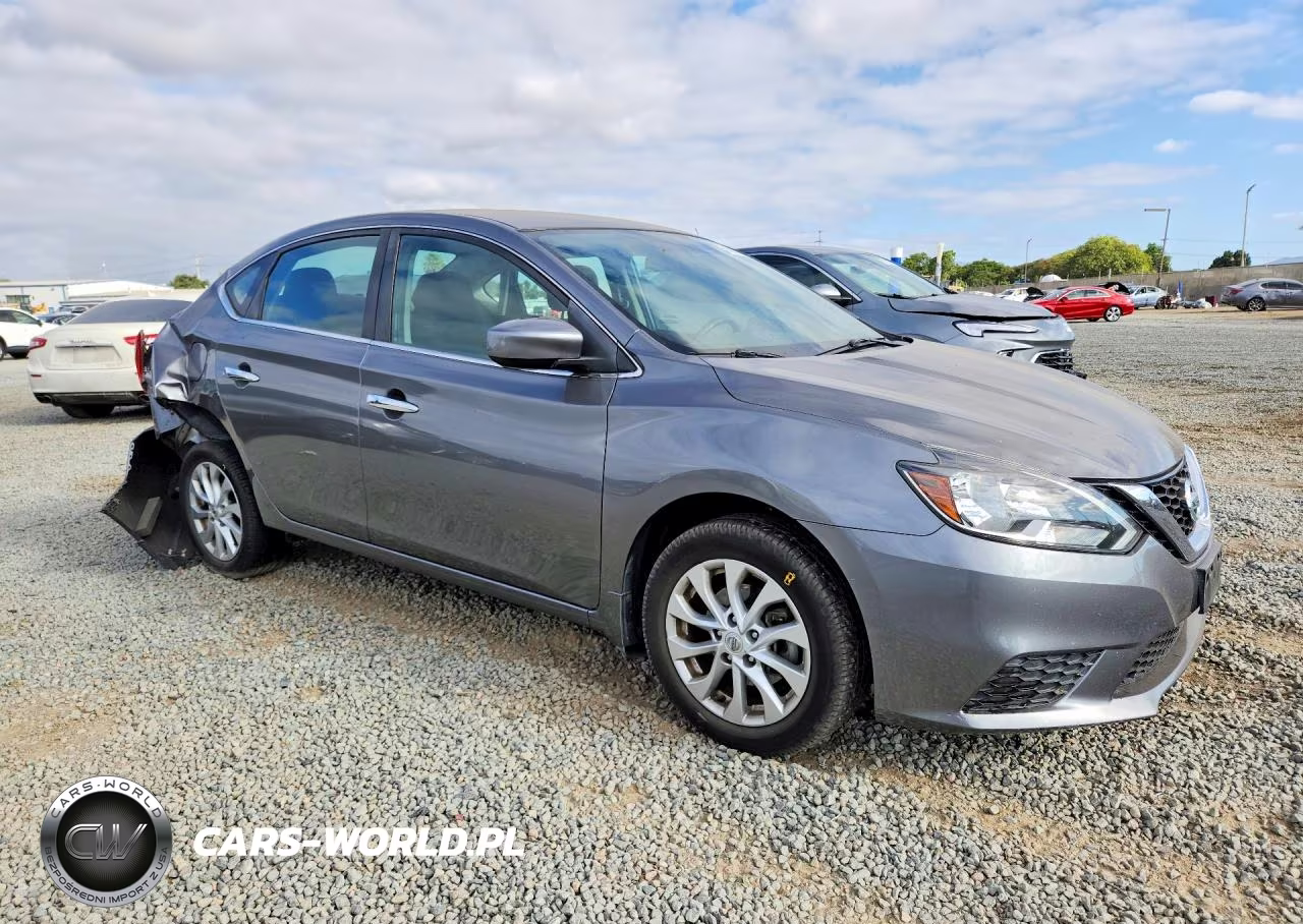 2018 Nissan Sentra Sv VIN:3N1AB7AP0JY253087 - 4
