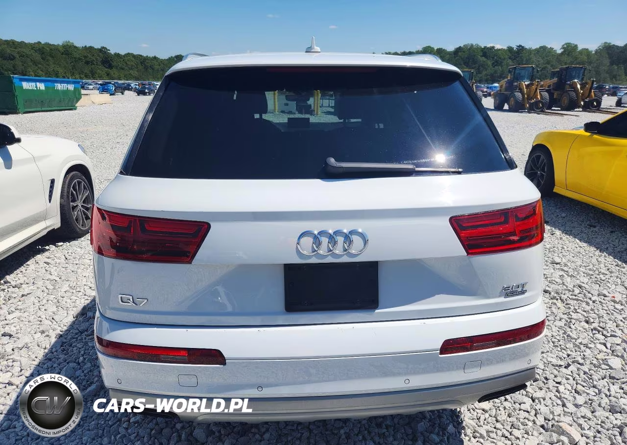 2017 Audi Q7 Premium Plus VIN:WA1LAAF72HD038655 - 6