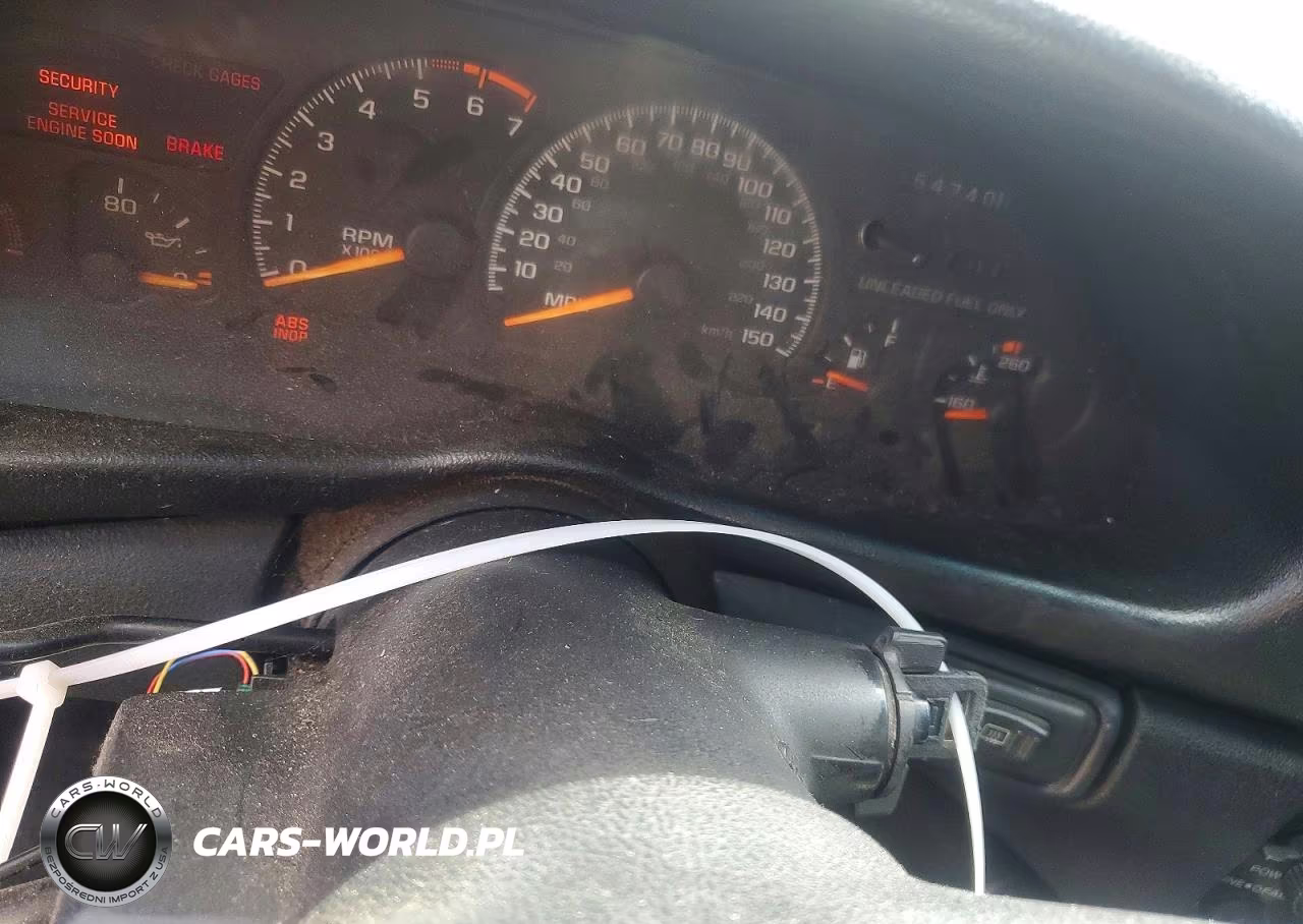 1996 Chevrolet Camaro Z28 VIN:2G1FP22P8T2150574 - 9