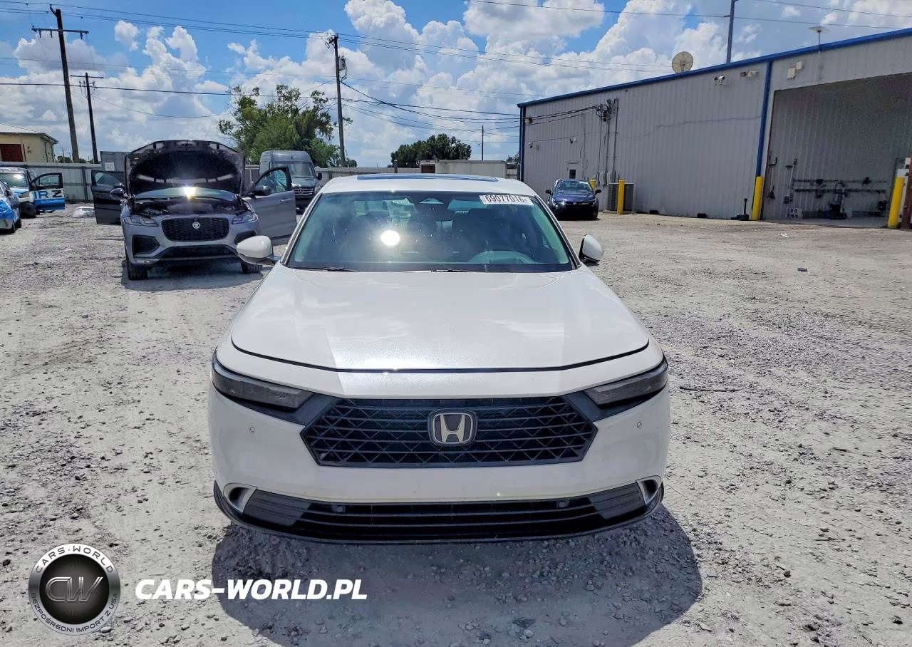 2024 Honda Accord Touring Hybrid VIN:1HGCY2F80RA038402 - 5