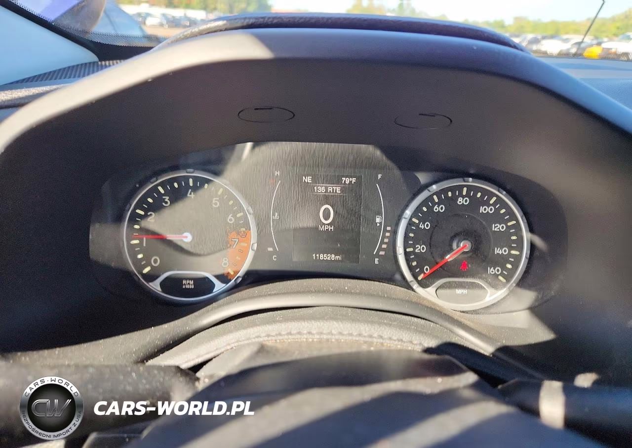 2016 Jeep Renegade Sport VIN:ZACCJBAW7GPE32694 - 9