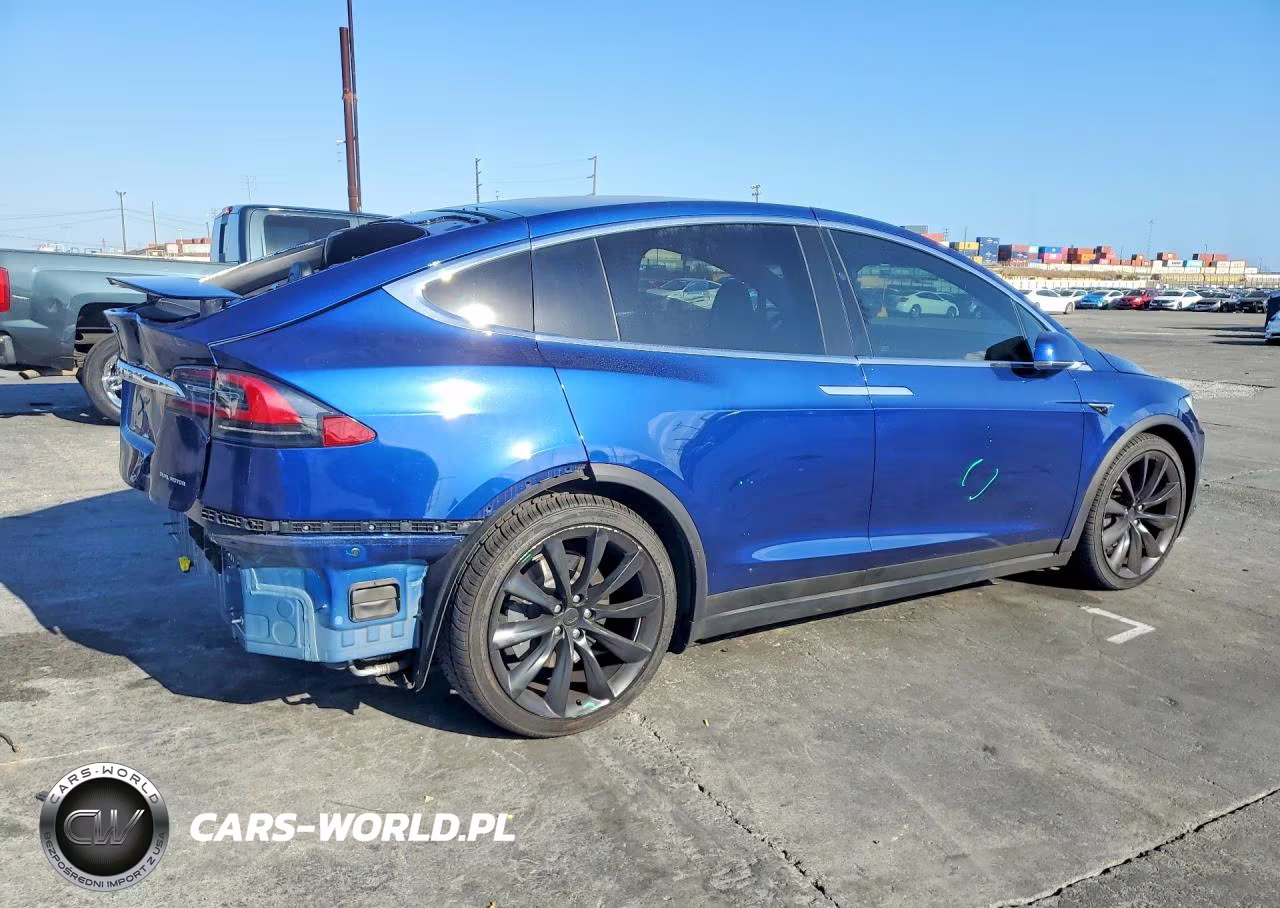 2020 Tesla Model X VIN:5YJXCAE29LF286331 - 3