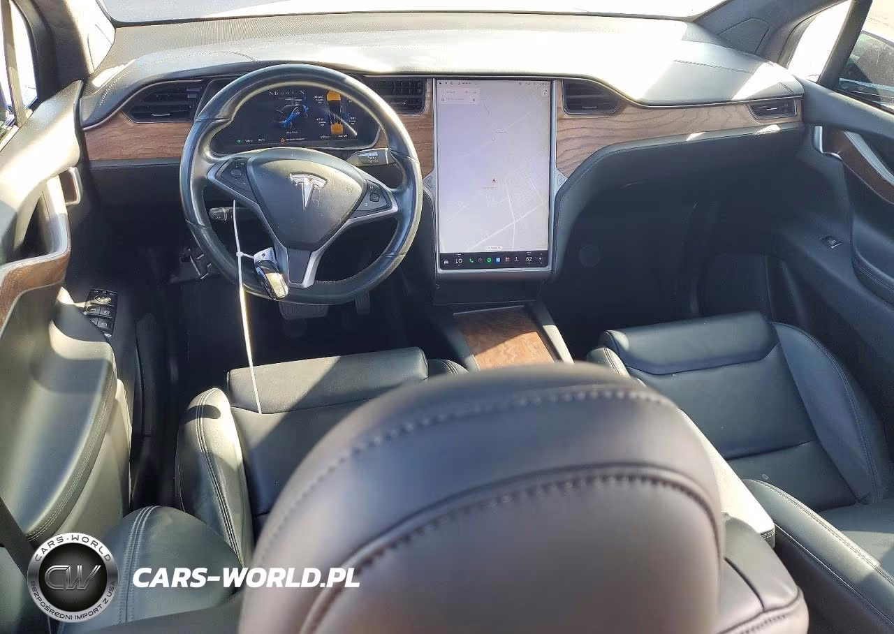 2020 Tesla Model X VIN:5YJXCAE29LF286331 - 8