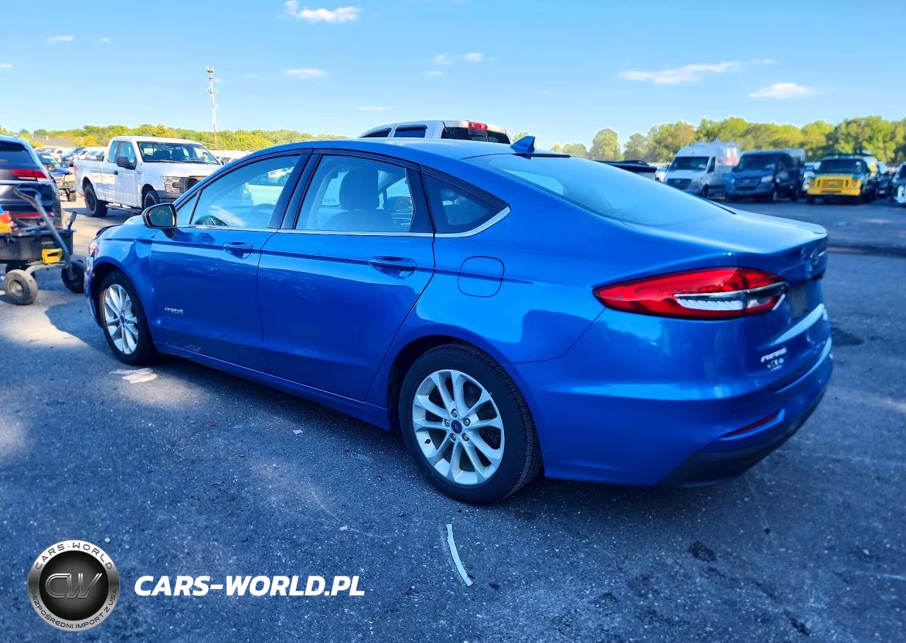 2019 Ford Fusion Se VIN:3FA6P0LU3KR158751 - 2