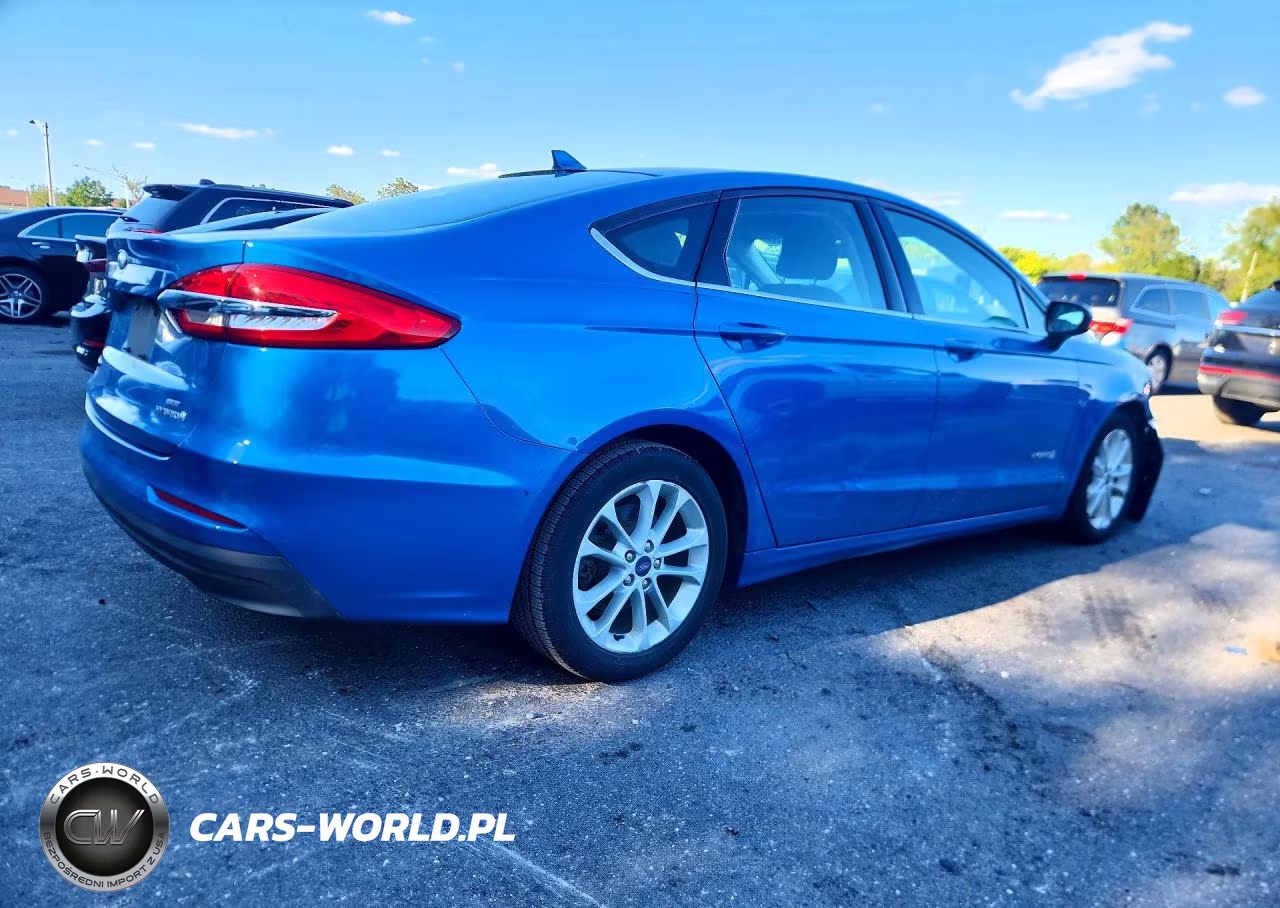 2019 Ford Fusion Se VIN:3FA6P0LU3KR158751 - 3