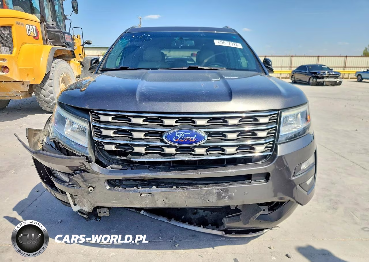 2017 Ford Explorer Xlt VIN:1FM5K7D85HGA75056 - 5