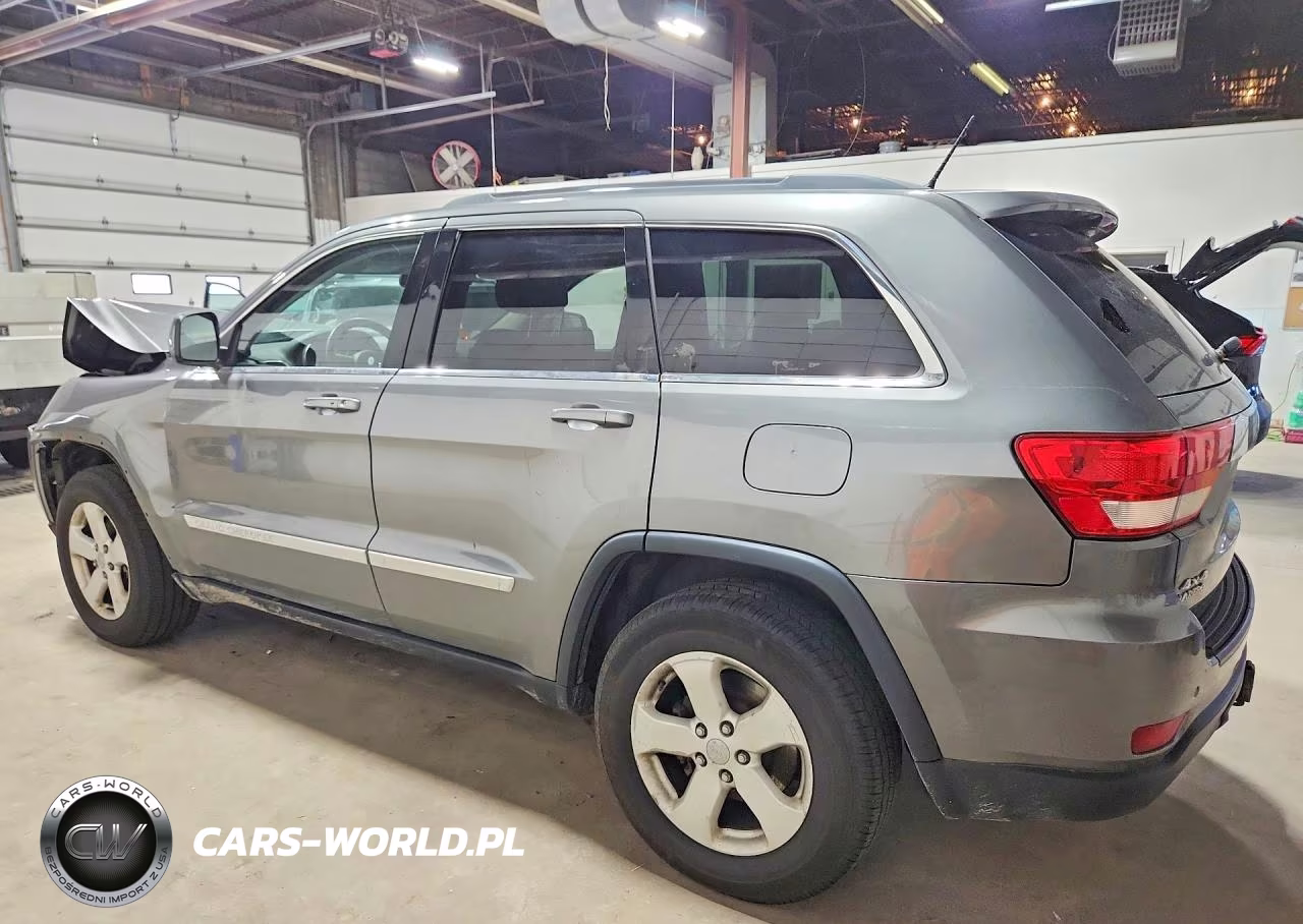 2013 Jeep Grand Cherokee Laredo VIN:1C4RJFAGXDC553035 - 2