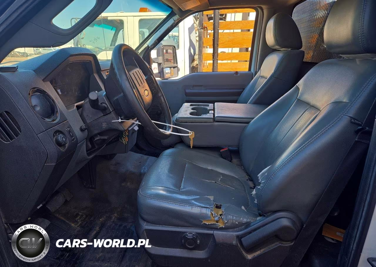 2011 Ford F450 Super Duty VIN:1FDUF4GYXBEB76946 - 7