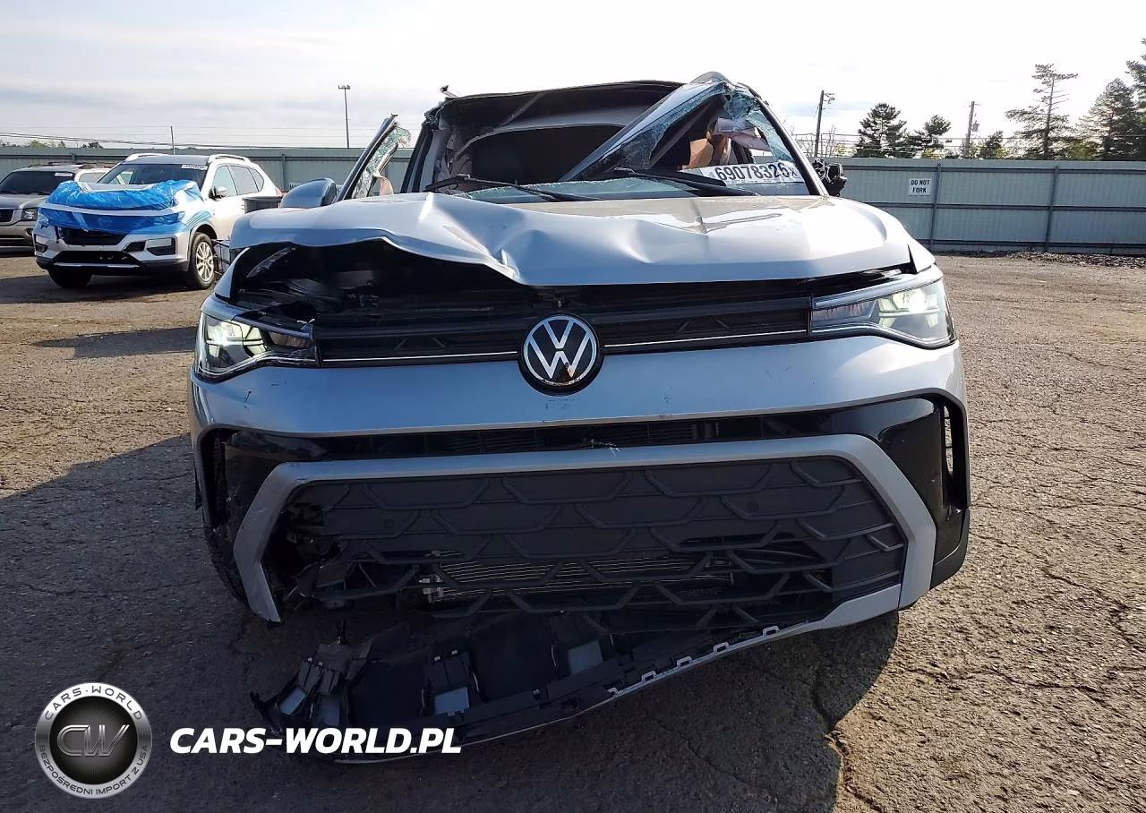 2025 Volkswagen Taos Se VIN:3VVUC7B21SM076862 - 5