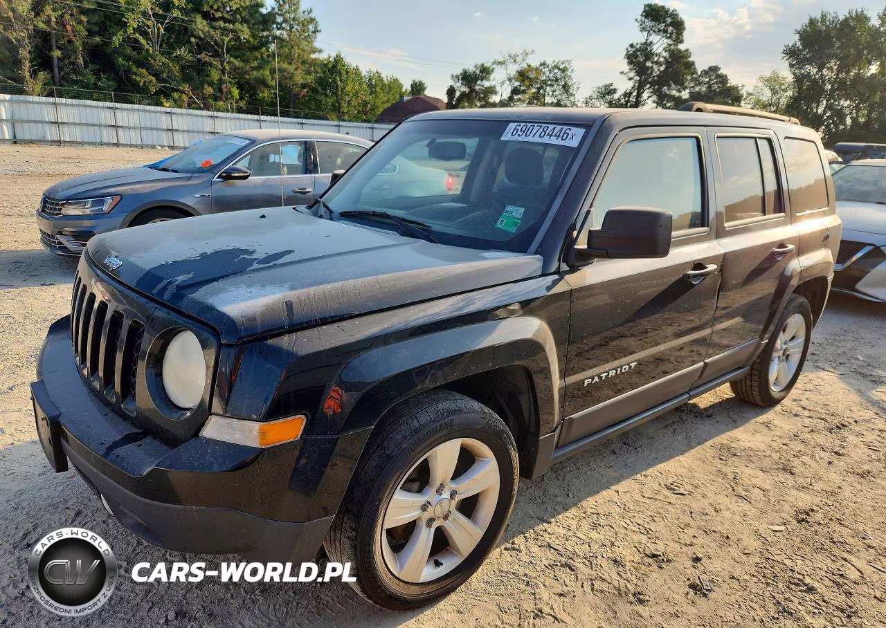 2014 Jeep Patriot Latitude – zdjęcie 1 z 13