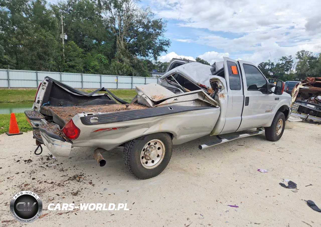 2003 Ford F250 Super Duty VIN:1FTNX21P83ED48497 - 3