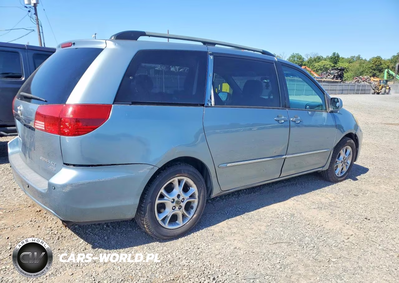 2005 Toyota Sienna VIN:5TDZA22C55S261250 - 3
