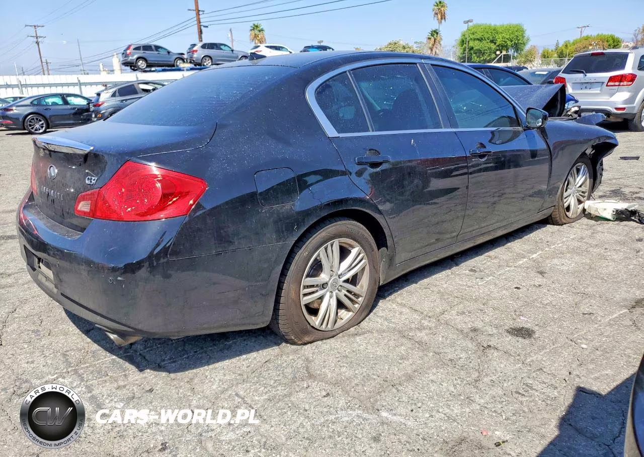 2013 Infiniti G37 Sedan Journey VIN:JN1CV6AP7DM724704 - 3