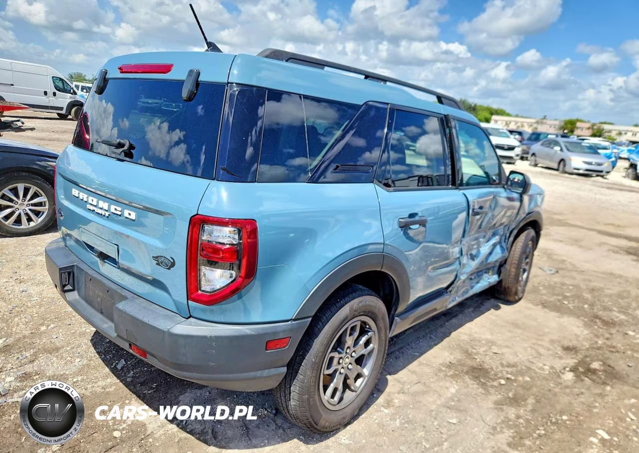 2021 Ford Bronco Sport Big Bend VIN:3FMCR9B60MRA62041 - 3