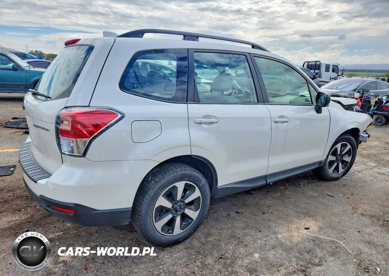 2018 Subaru Forester 2.5I VIN:JF2SJABC5JH450055 - 3