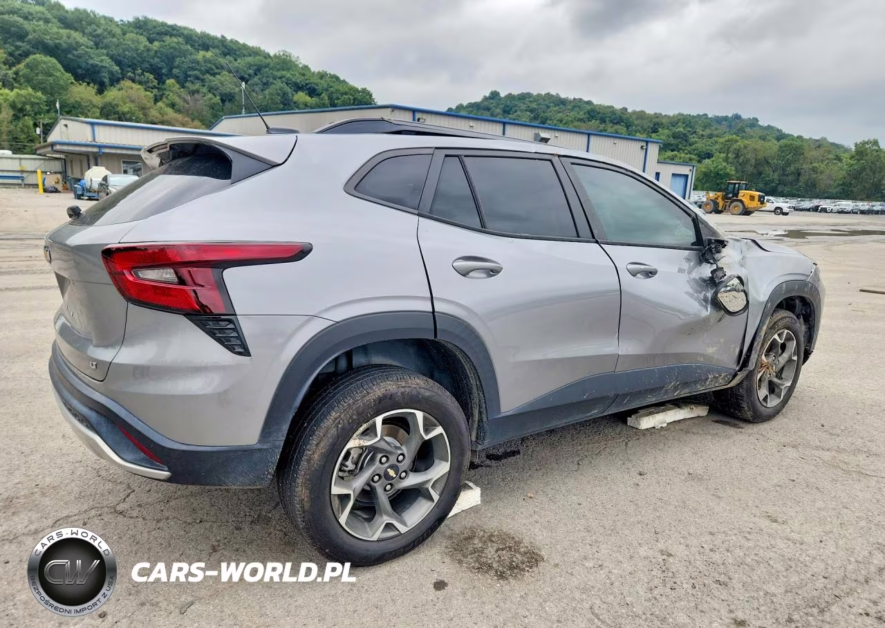 2024 Chevrolet Trax 1Lt VIN:KL77LHE23RC046655 - 3