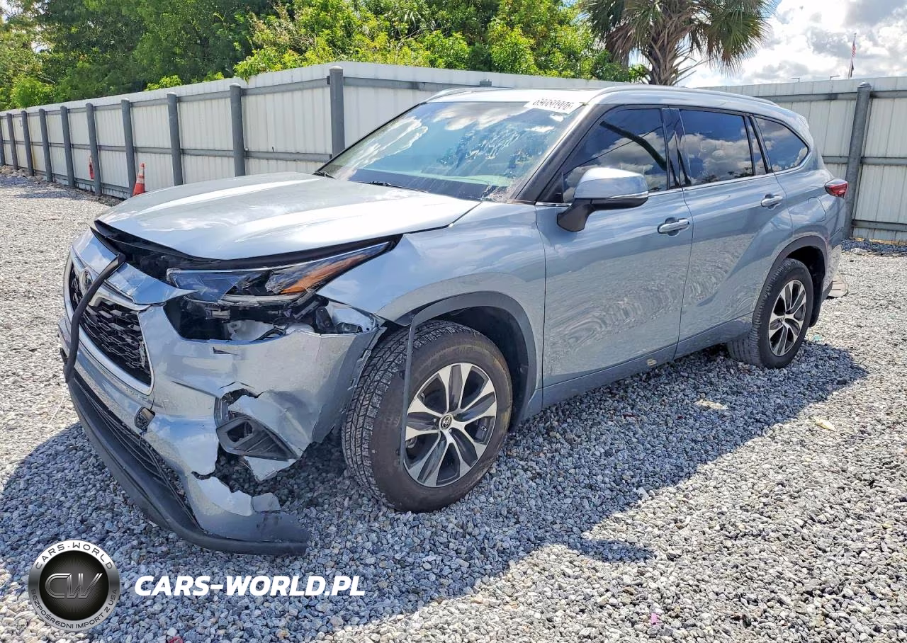 2021 Toyota Highlander Xle