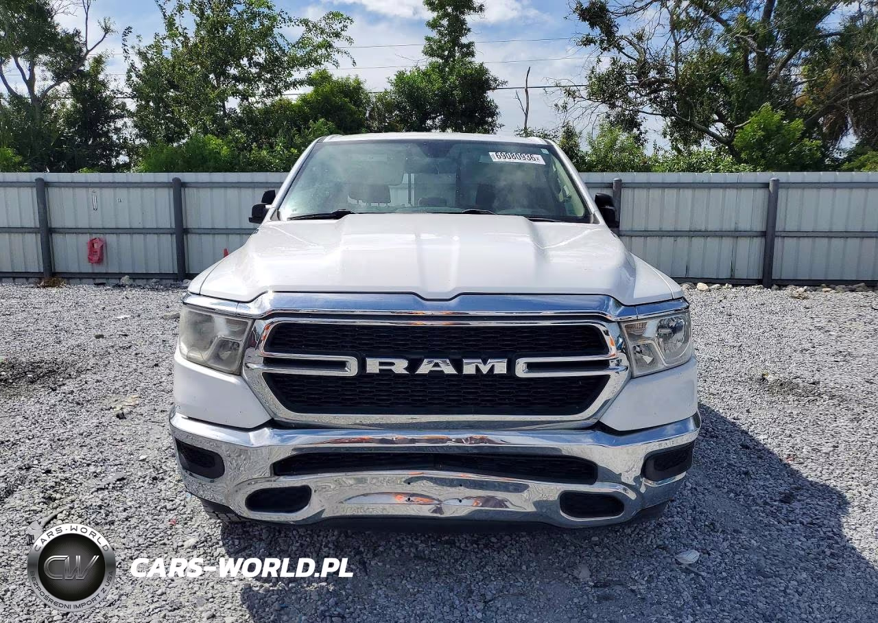 2019 Ram 1500 Tradesman VIN:1C6RREGT4KN522797 - 5