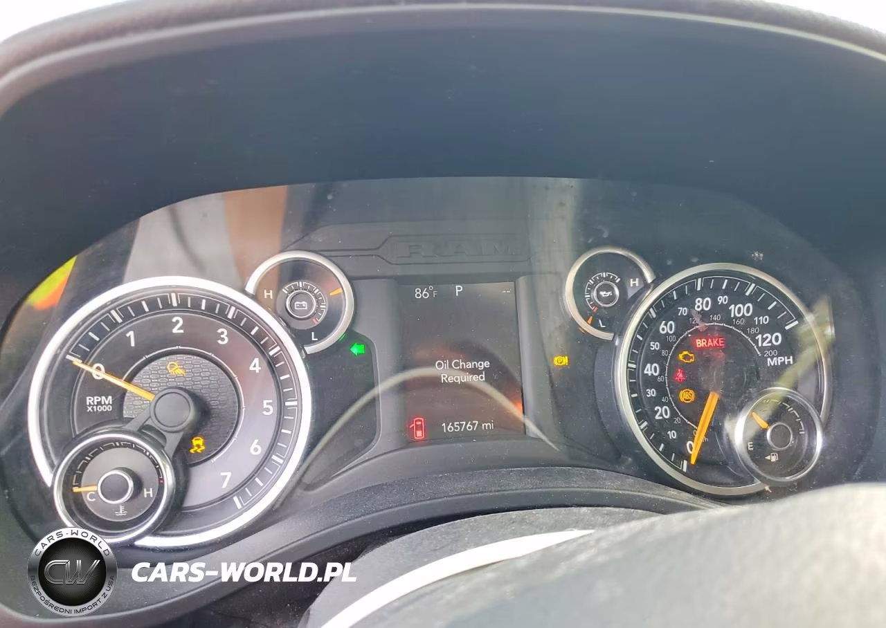 2019 Ram 1500 Tradesman VIN:1C6RREGT4KN522797 - 9