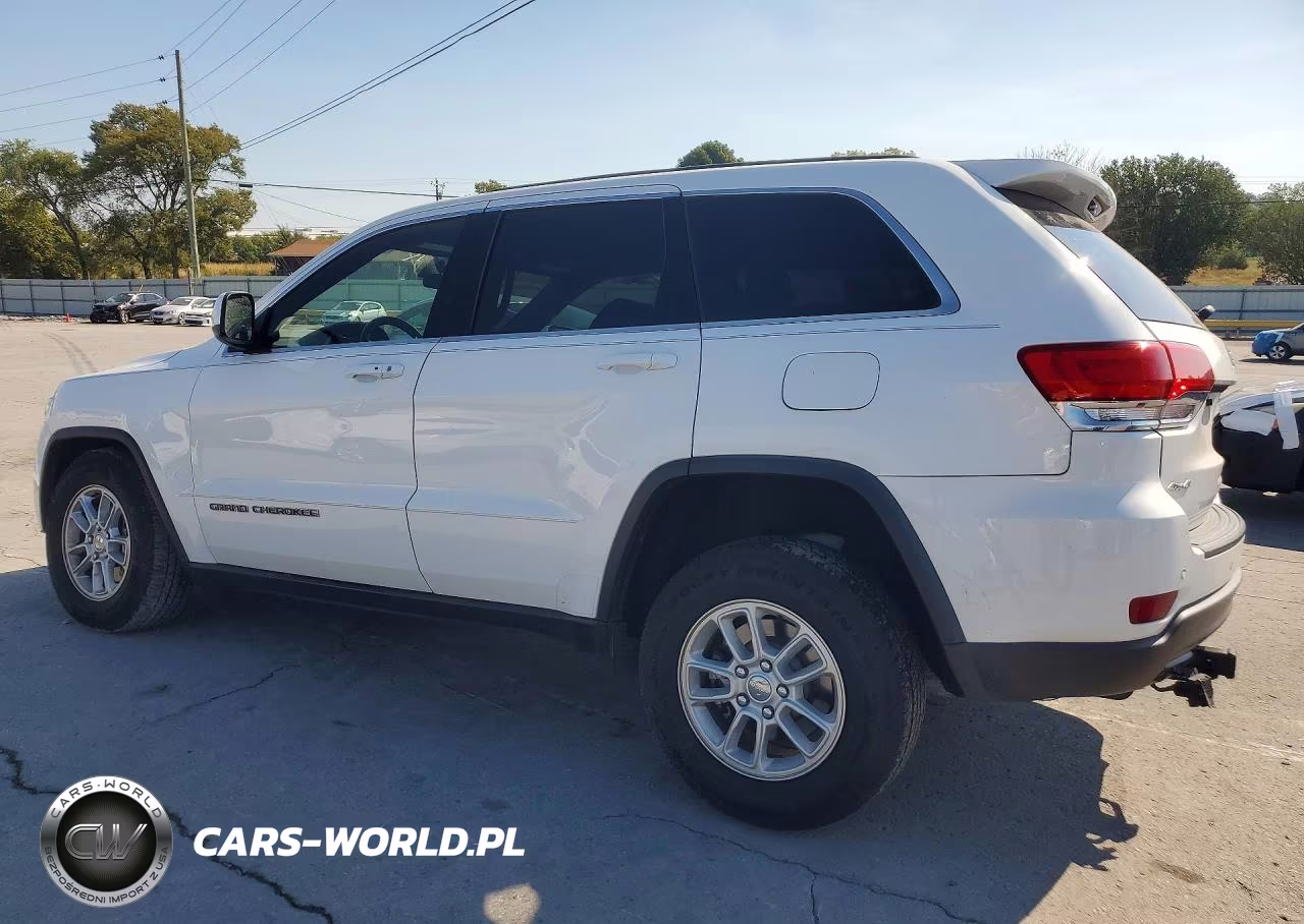 2018 Jeep Grand Cherokee Laredo VIN:1C4RJFAG1JC506374 - 2
