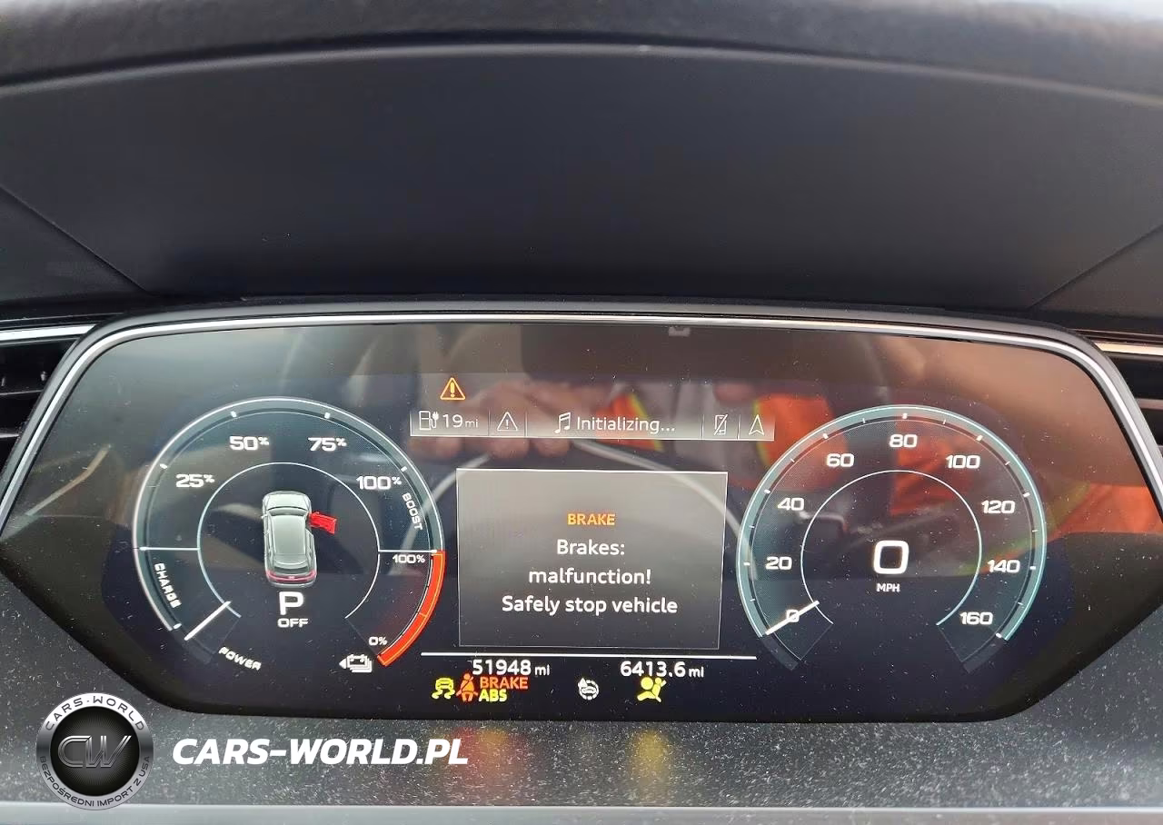 2019 Audi E-Tron Premium Plus VIN:WA1LAAGE8KB010522 - 9