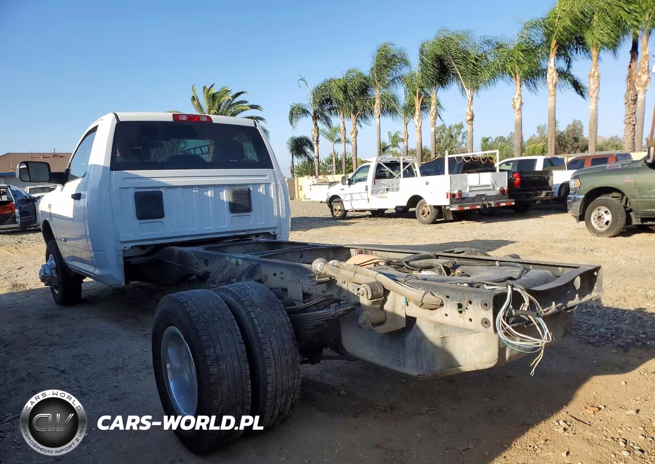 2019 Ram 3500 VIN:3C7WRSBJ1KG538421 - 2