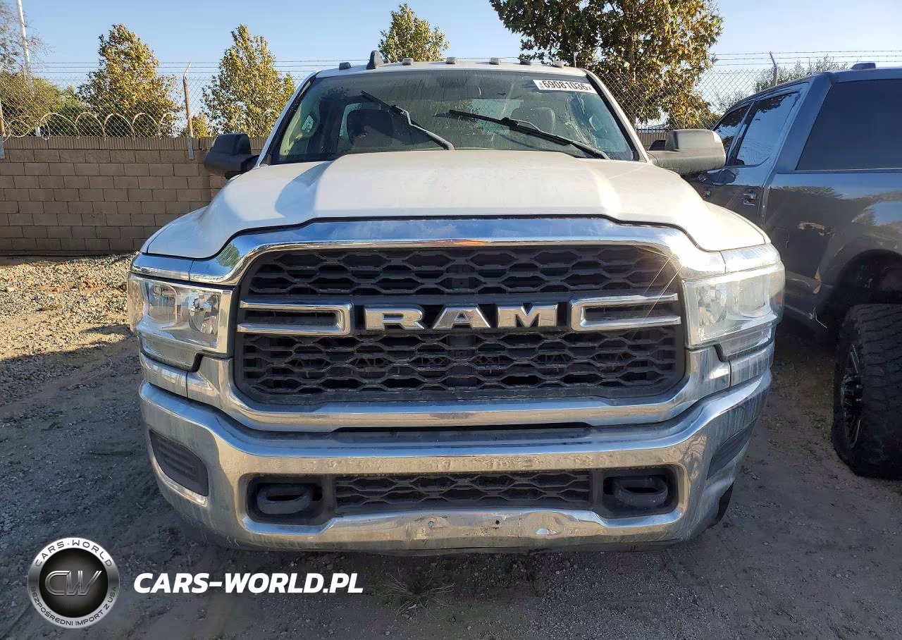 2019 Ram 3500 VIN:3C7WRSBJ1KG538421 - 5