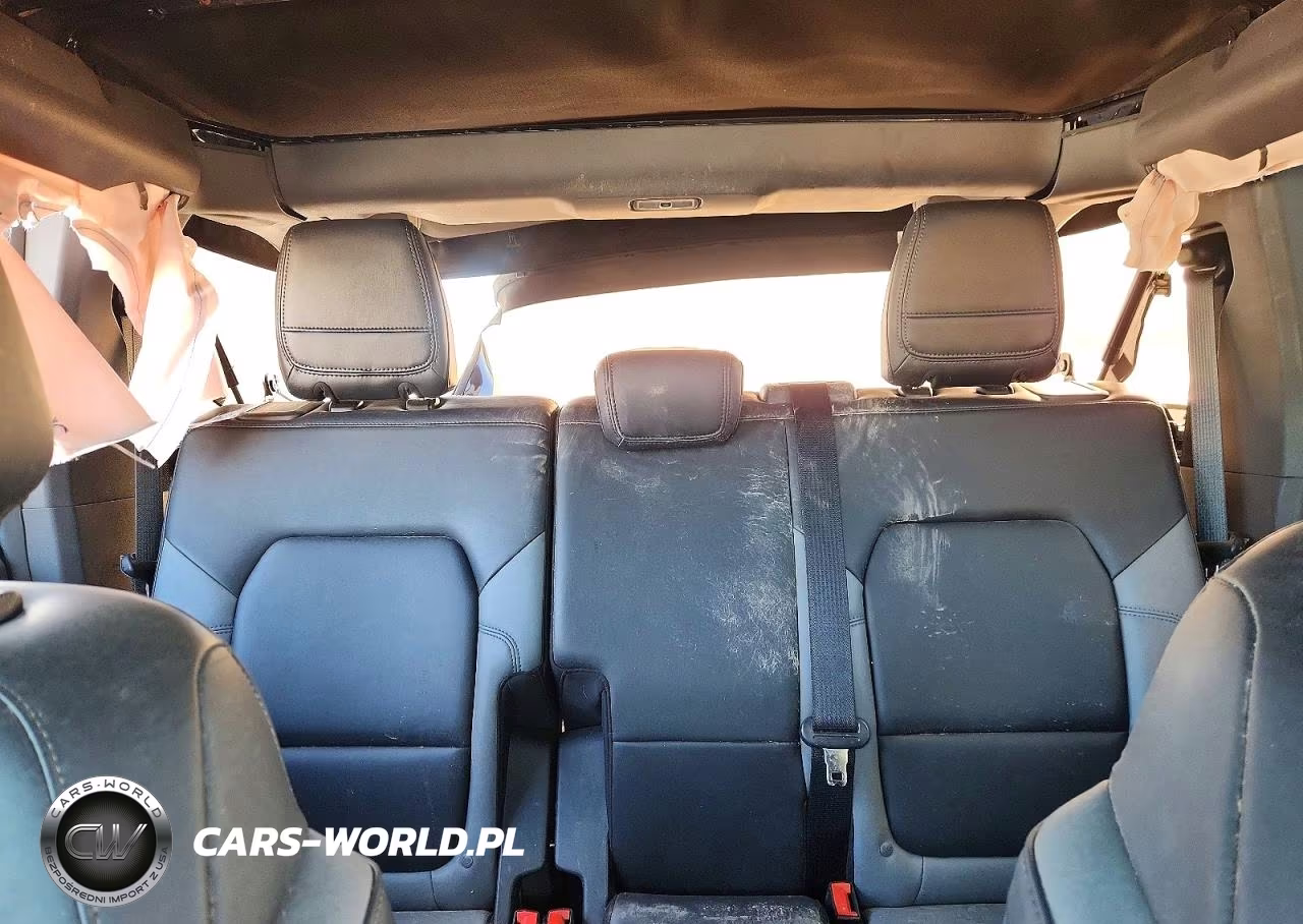 2021 Ford Bronco Base VIN:1FMEE5BH3MLB00133 - 10