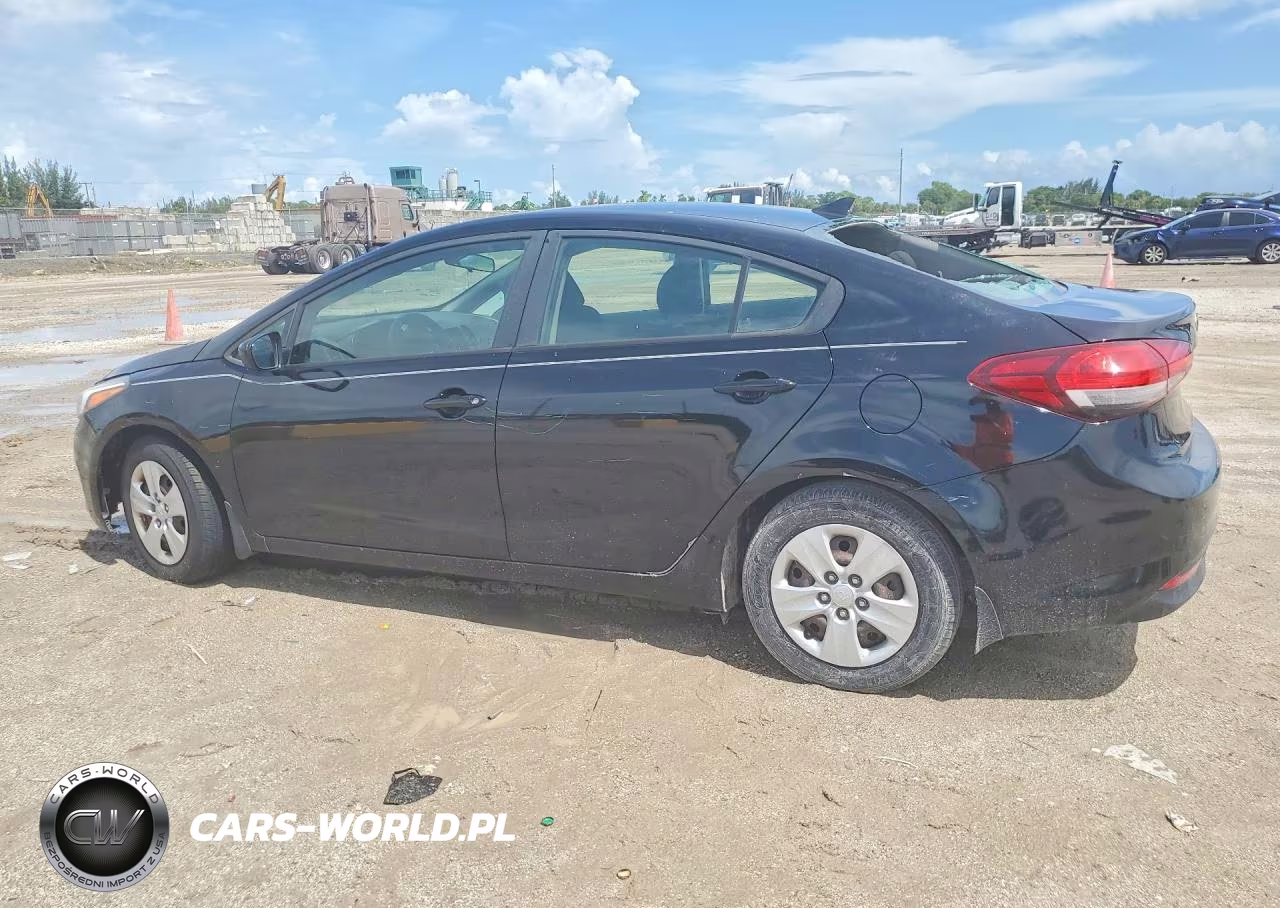 2018 Kia Forte Lx VIN:3KPFK4A77JE245443 - 2