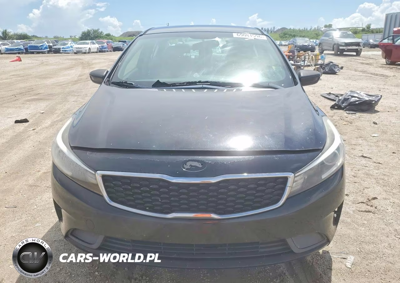 2018 Kia Forte Lx VIN:3KPFK4A77JE245443 - 5