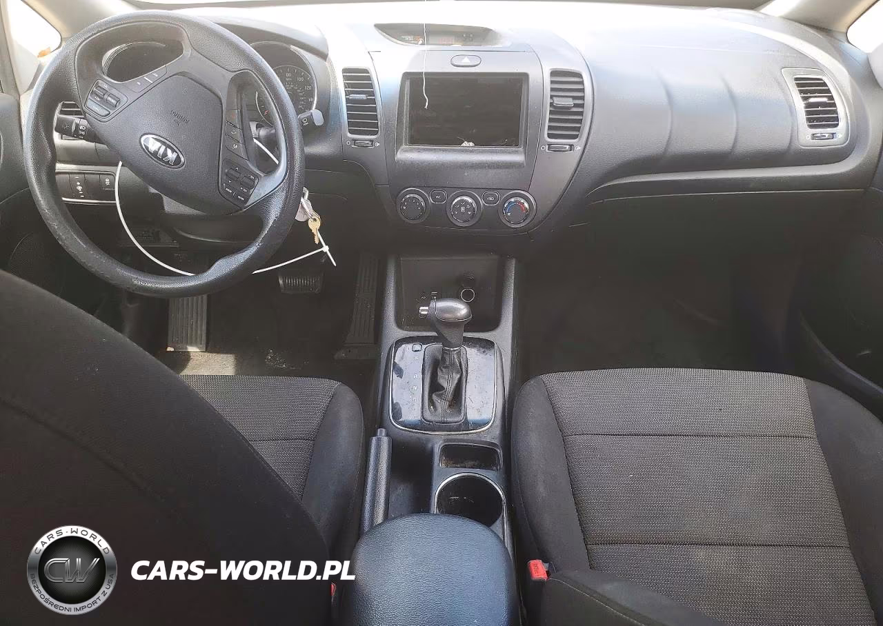 2018 Kia Forte Lx VIN:3KPFK4A77JE245443 - 8