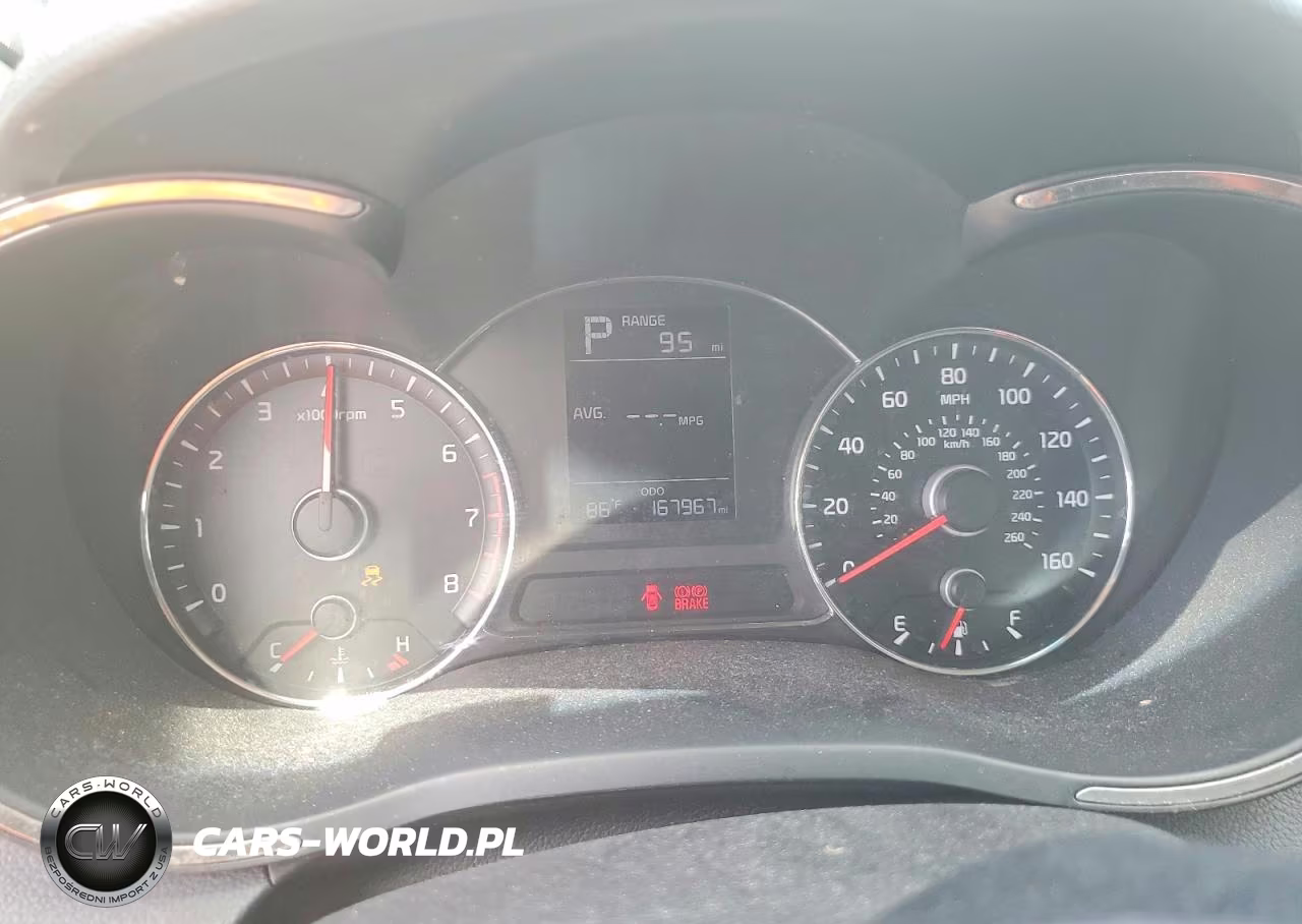 2018 Kia Forte Lx VIN:3KPFK4A77JE245443 - 9