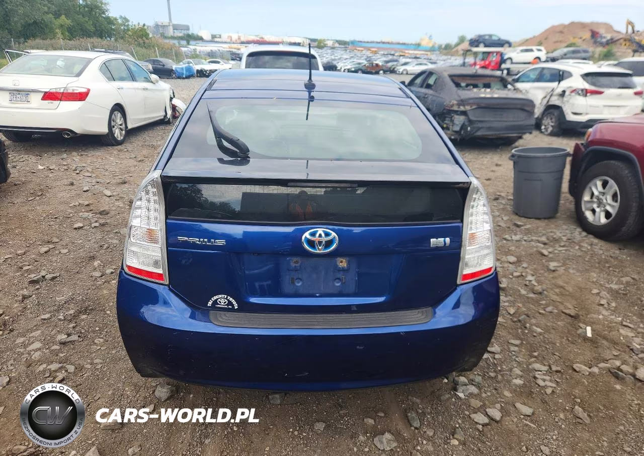 2011 Toyota Prius Four VIN:JTDKN3DU7B0287087 - 6