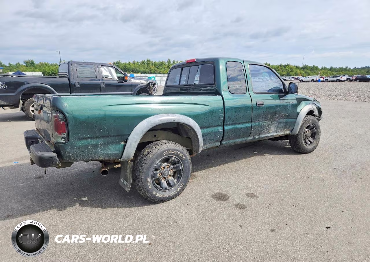 2001 Toyota Tacoma V6 VIN:5TEWN72NX1Z797338 - 3