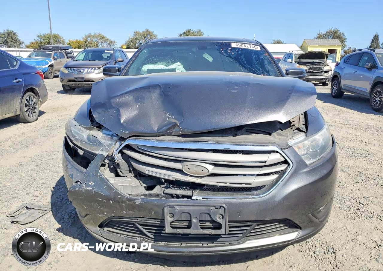2015 Ford Taurus Sel VIN:1FAHP2E82FG104326 - 5