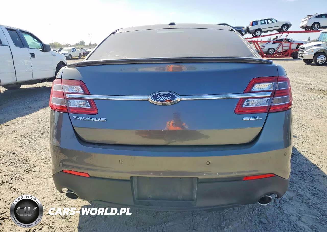 2015 Ford Taurus Sel VIN:1FAHP2E82FG104326 - 6