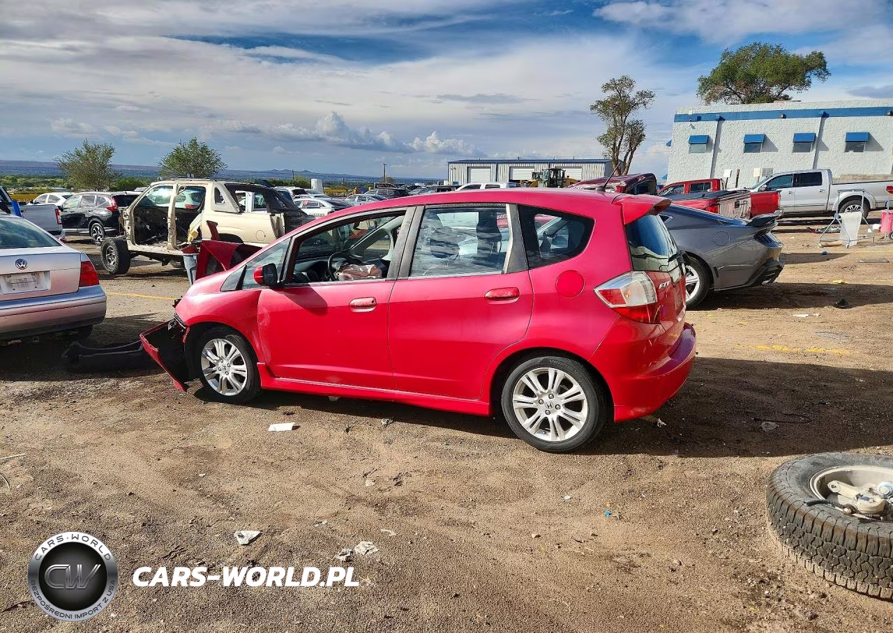 2010 Honda Fit Sport VIN:JHMGE8H49AC006710 - 2