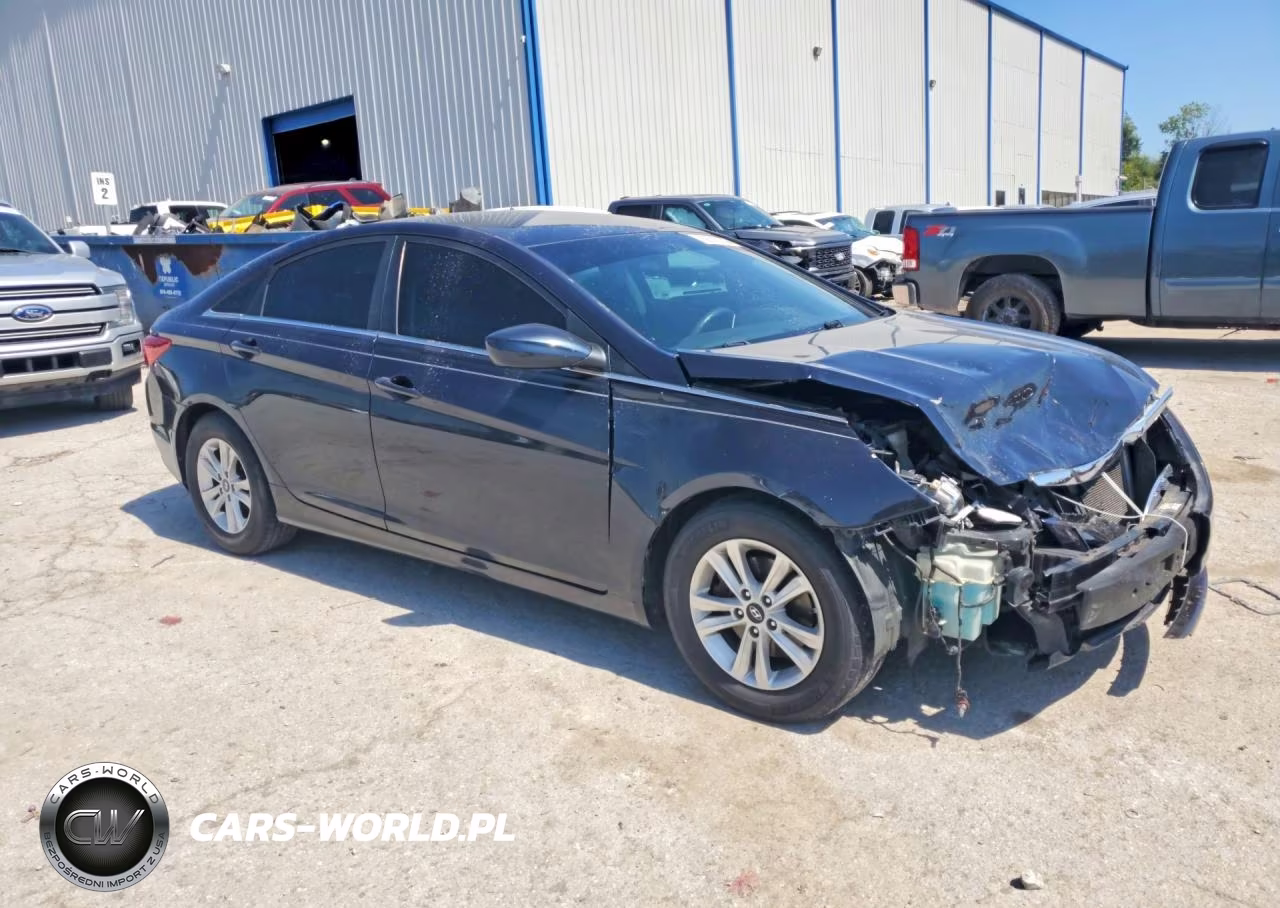 2013 Hyundai Sonata Gls VIN:5NPEB4AC1DH724840 - 4