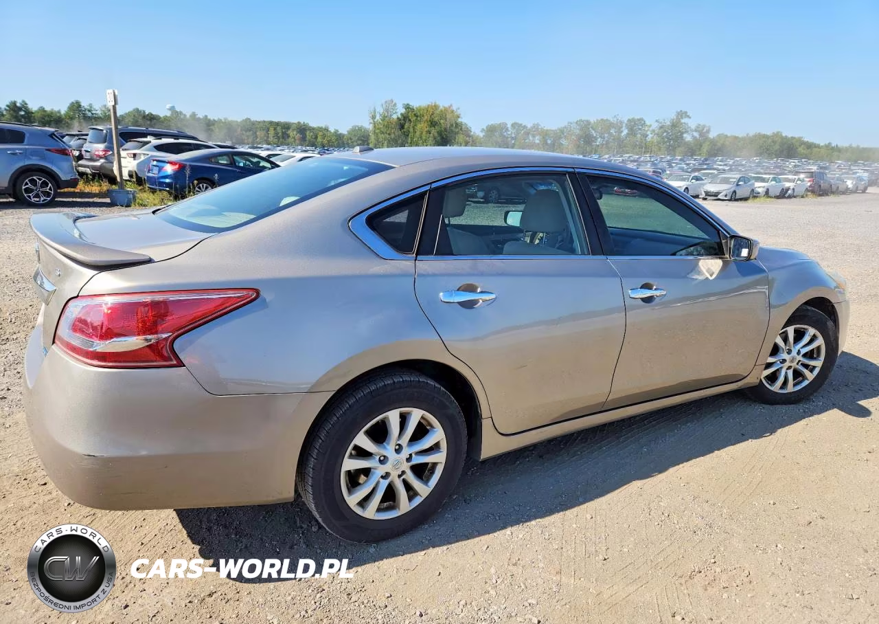 2014 Nissan Altima 2.5 S VIN:1N4AL3AP4EC143344 - 3