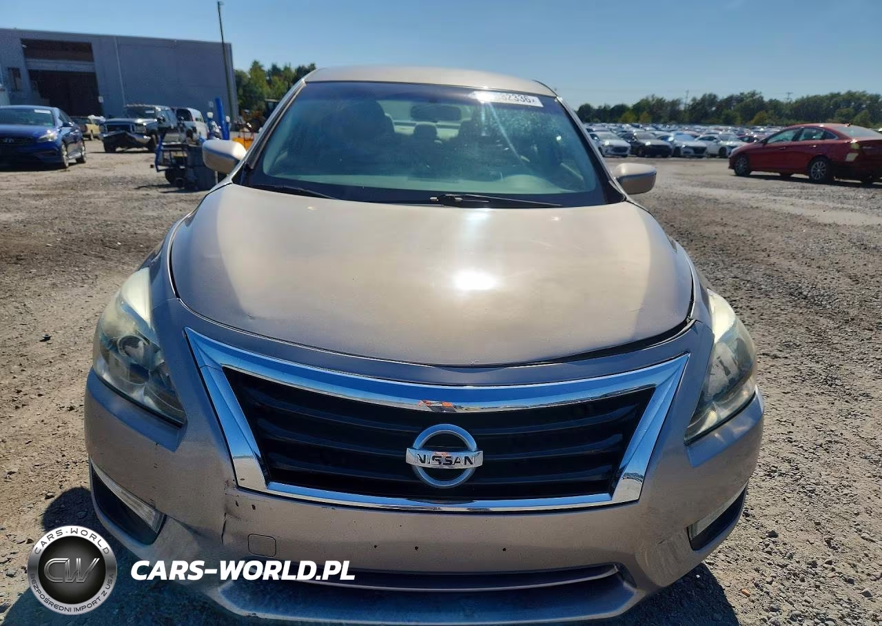 2014 Nissan Altima 2.5 S VIN:1N4AL3AP4EC143344 - 5