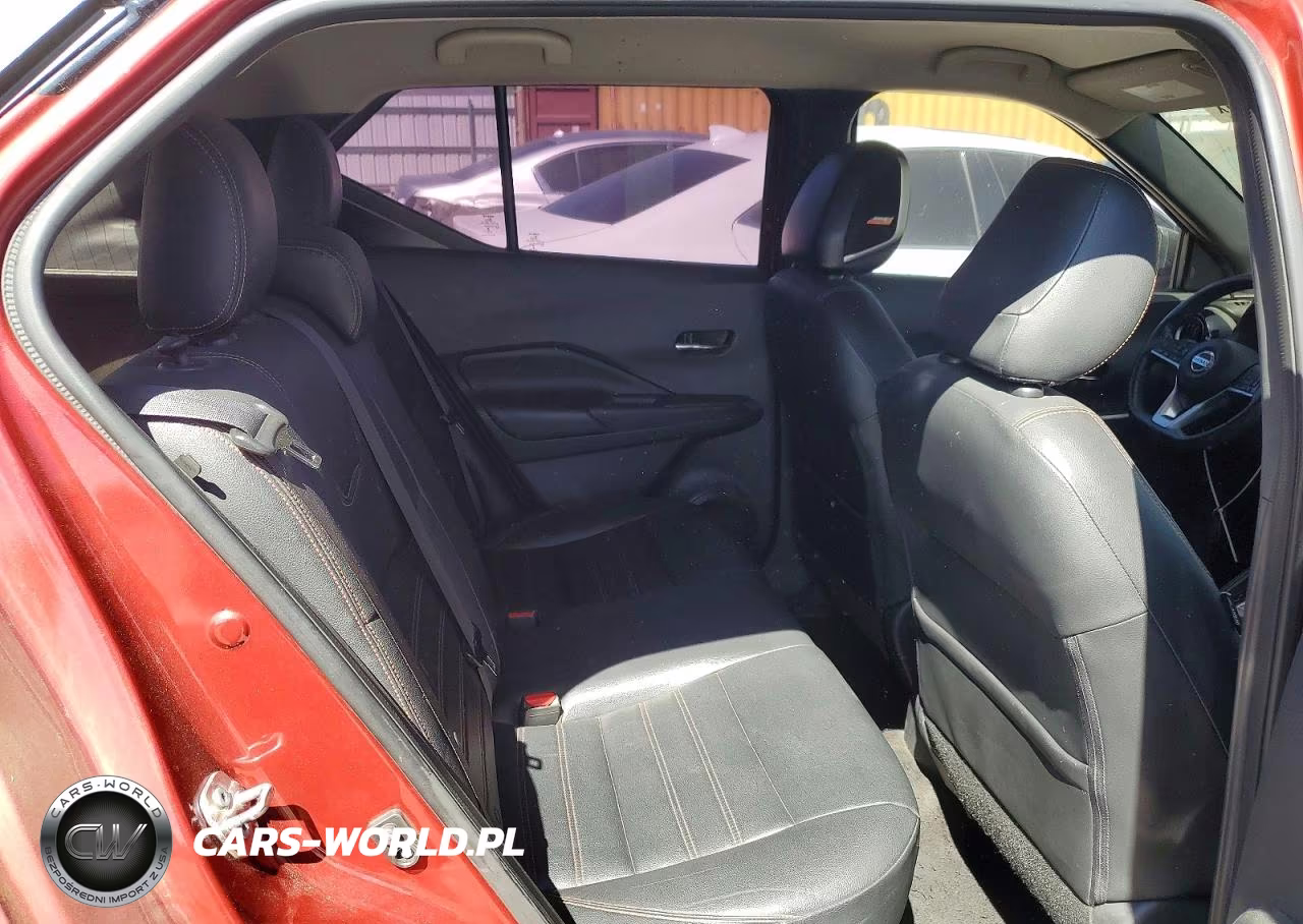 2019 Nissan Kicks Sr VIN:3N1CP5CU4KL513720 - 11